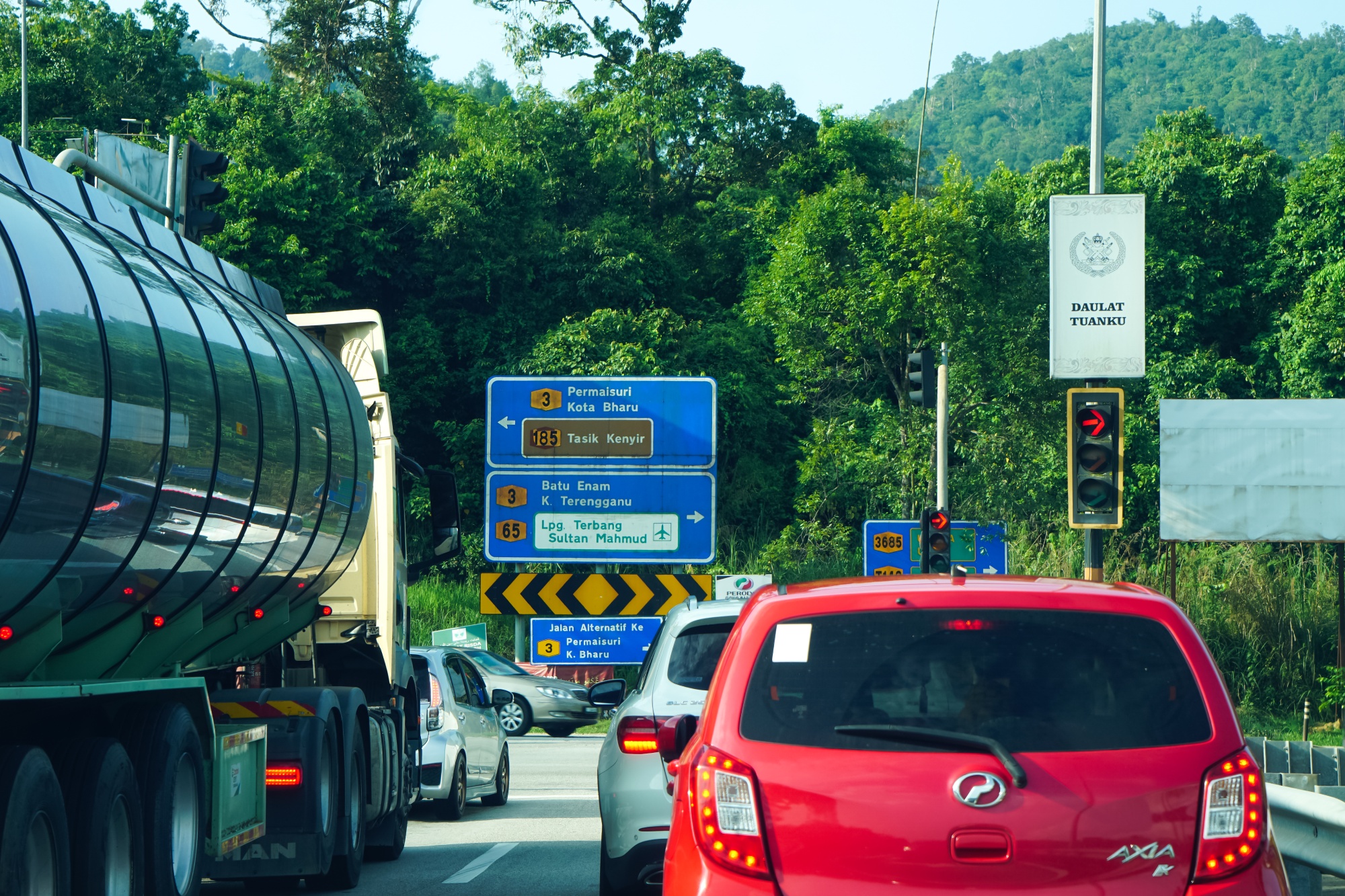 Riding on Malaysia’s auto sector