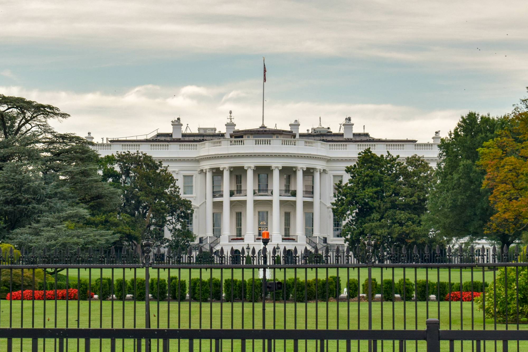 Will Trumps tax cuts fix the US middle-income squeeze